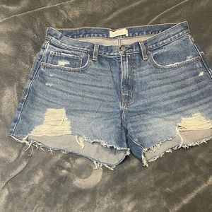 Abercrombie and fitch midrise boyfriend short 31/12